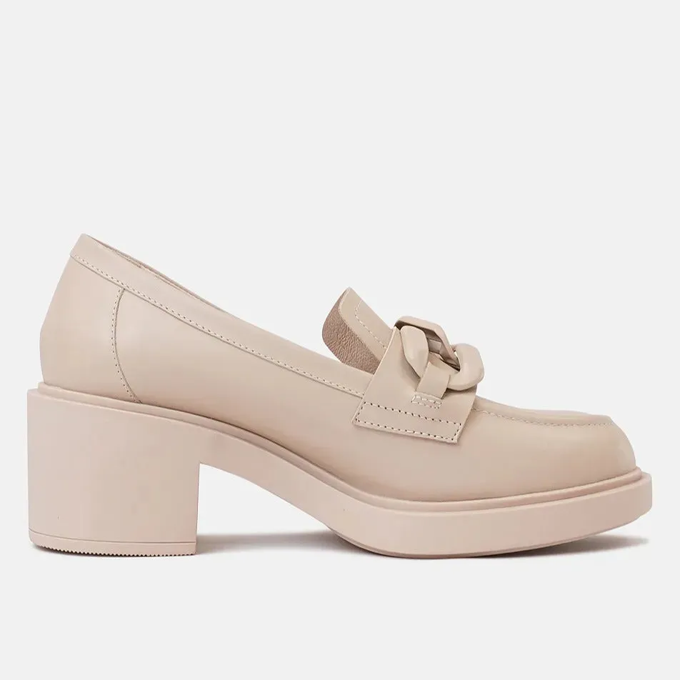 Arrigo Nude Leather Heeled Loafers