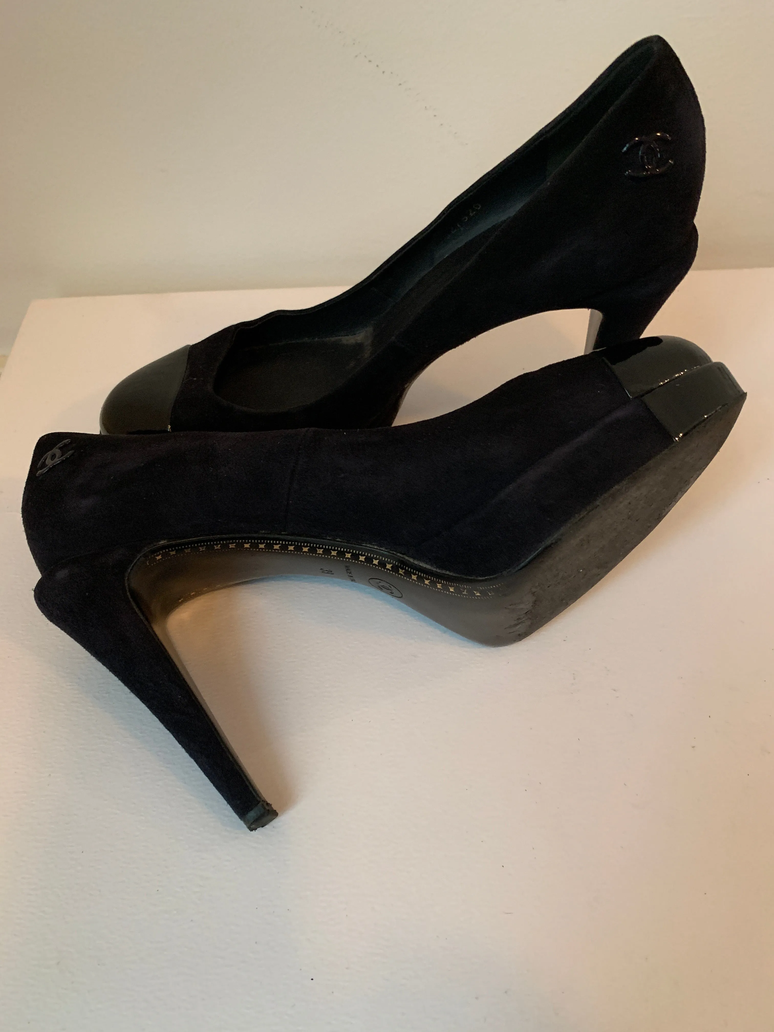 Chanel Navy Blue Cap Toe Heels
