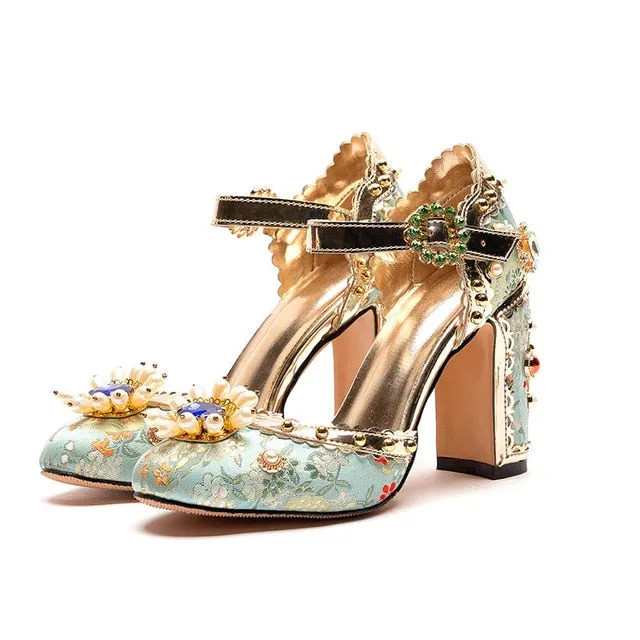 Embroidered Luxurious Retro Heels