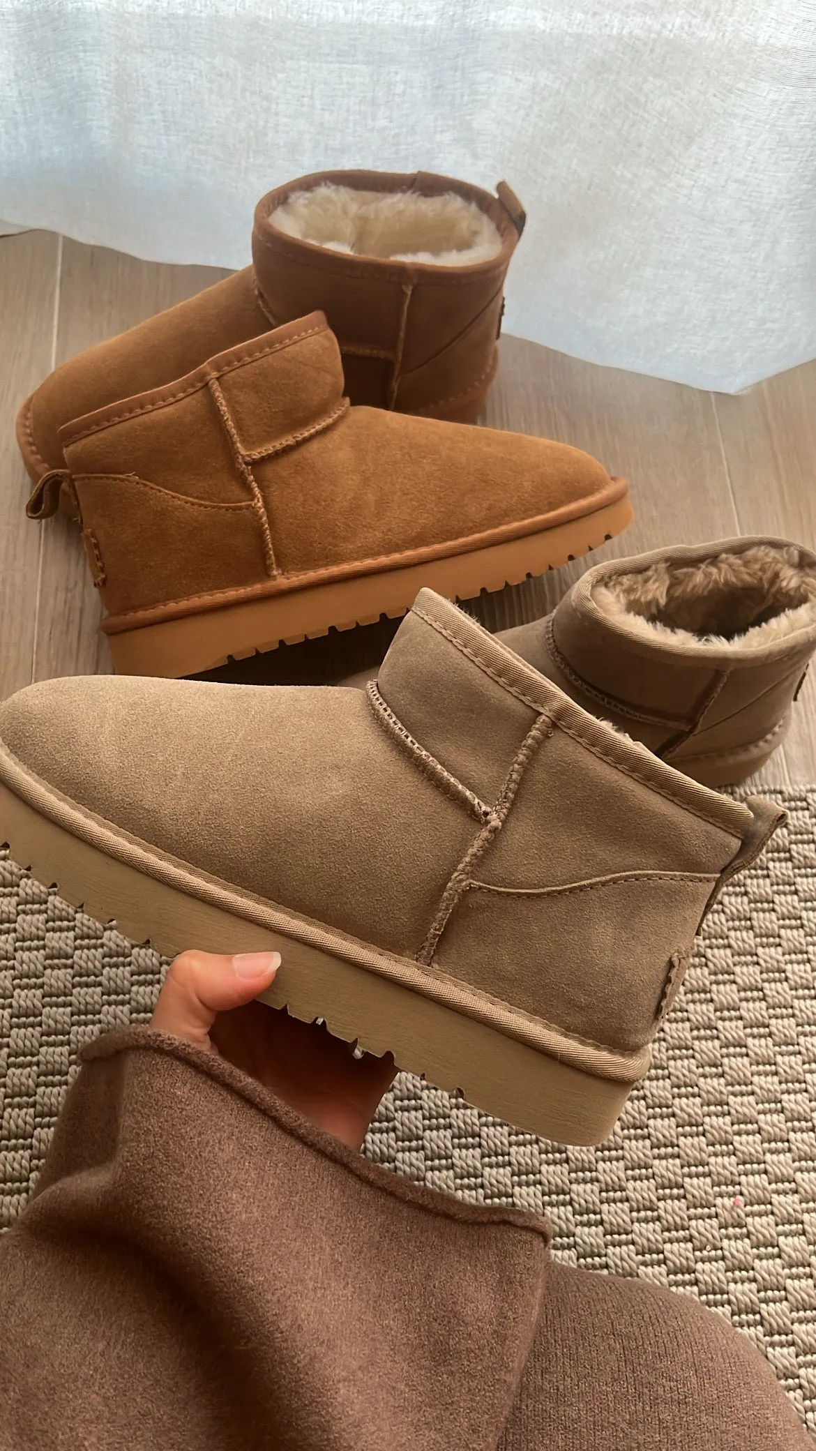Fleece-lined ankle boots [camel]
