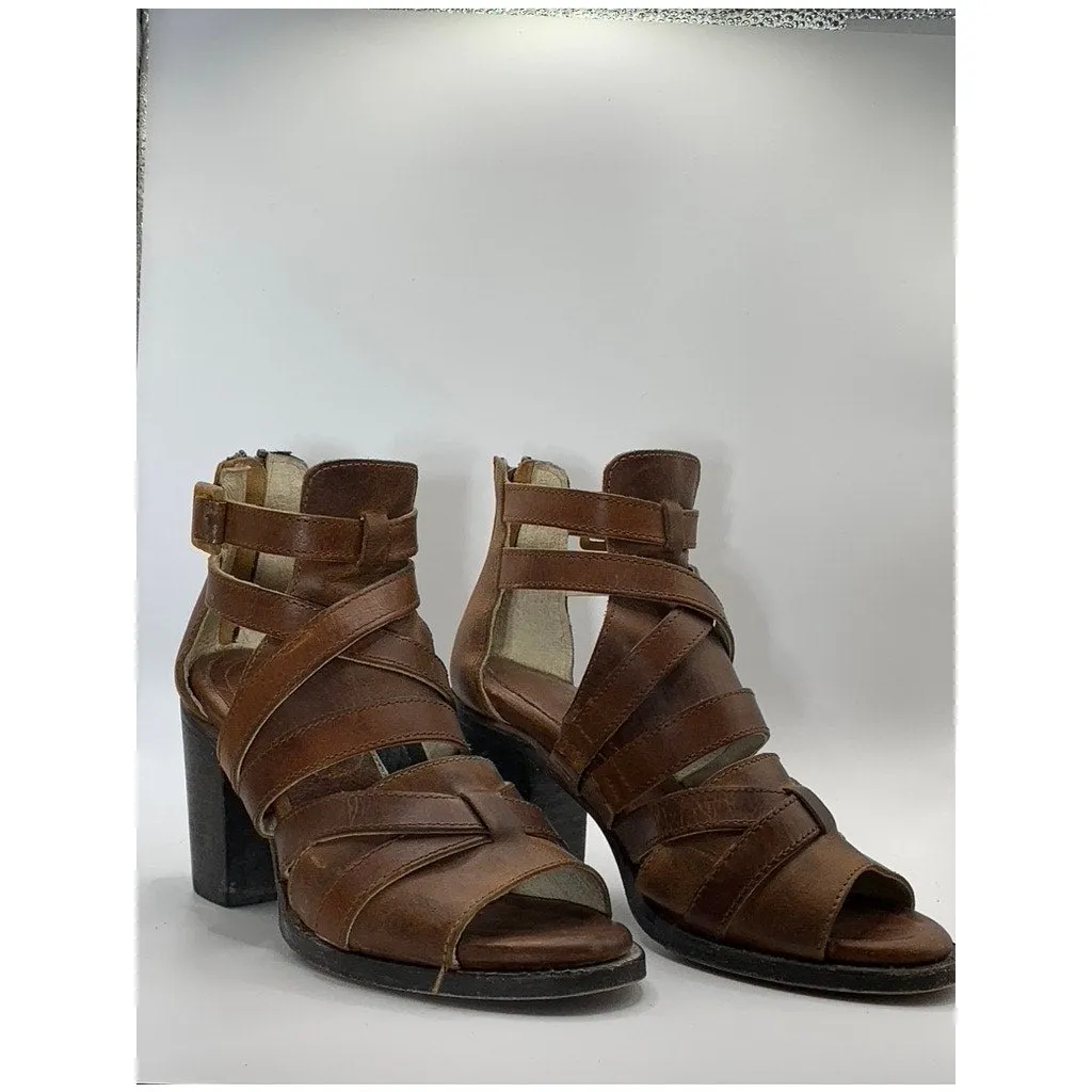 FREEBIRD Women's Brown Leather Strappy Claw Peep-Toe Stacked-Heel Sandals SZ 7