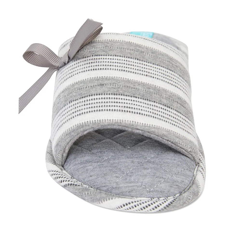 Savvy Slipper in Grey Fabric