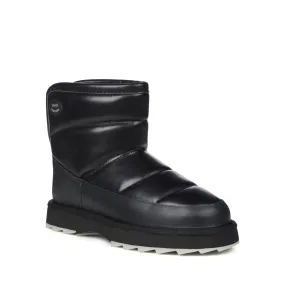 Valerie Boot